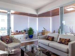 Para comprar um apartamento mobiliado com 3 quartos e varanda em Cidade Monções, venda com academia no condomínio.