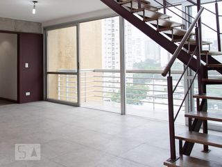 Apartamento à venda em Vila Mariana. Possui 4 quartos, quintal, closet e aceita pets. — foto 1