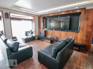 Venda de apartamento com 3 quartos, varanda gourmet, academia e permite pets em Perdizes para compra.