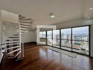 Apartamento para comprar em Campo Belo com varanda, piscina e quatro quartos.
