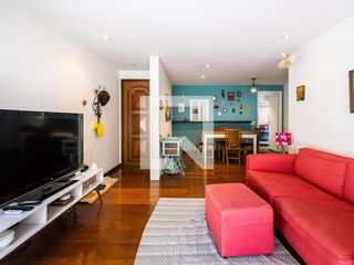 Comprar apartamento com varanda, closet e 4 quartos.