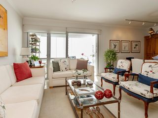 Compra apartamento em Campo Belo com varanda, 3 quartos, ótima localização. — foto 1