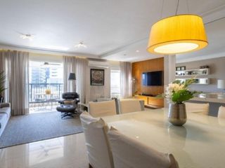 Comprar apartamento em Perdizes com 3 quartos, piscina, churrasqueira e varanda. Mobiliado.
