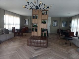 Comprar apartamento na Lapa: 2 quartos, varanda gourmet, piscina e churrasqueira no condomínio. Mobiliado. — foto 3