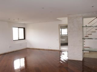 Apartamento para compra em Santa Cecilia, 3 quartos, 2 suítes, varanda e aceita pets.