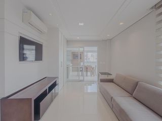 Apartamento mobiliado para comprar no Paraíso, 2 quartos, 1 suíte.