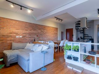 Comprar apartamento mobiliado com 2 quartos e piscina no condomínio. — foto 3