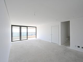 Apartamento à venda, com 325 m², 4 quartos e 1 vaga