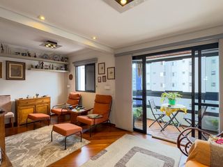 Apartamento no Brooklin Novo com varanda, 3 quartos e academia. Ideal para comprar.