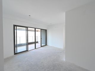 Apartamento na Vila Clementino com 2 quartos, varanda e piscina no condomínio. Excelente compra!