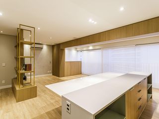 Comprar apartamento na Vila Olímpia com 2 quartos, 1 suíte e piscina no condomínio.