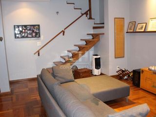 Casa à venda, com 226 m², 3 quartos e 2 vagas