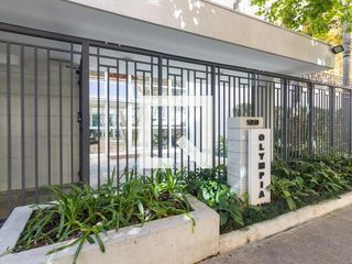 Comprar apartamento mobiliado na Vila Olímpia com 2 quartos, quintal e varanda. — foto 3