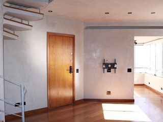 Comprar apartamento em Santa Cecilia com 3 quartos.