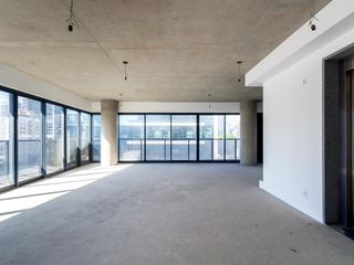 Apartamento à venda, com 156 m², 2 quartos e 2 vagas
