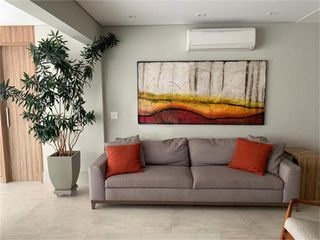 Venda de apartamento mobiliado, 2 quartos, varanda gourmet, piscina no condomínio.