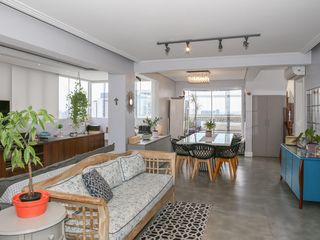 Comprar apartamento com 3 quartos, varanda e closet.