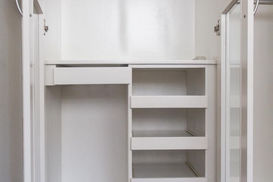 Compra apartamento mobiliado na Bela Vista com 3 quartos, churrasqueira e piscina no condomínio. — Quarto II