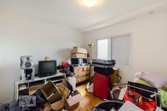 Comprar apartamento no Parque Colonial com 3 quartos, churrasqueira e piscina no condomínio. — Suíte 2