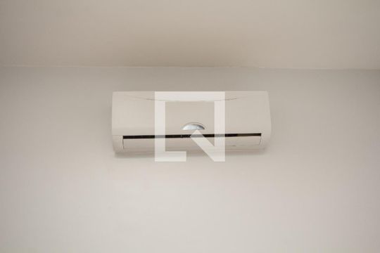 Apartamento no Itaim Bibi com 4 quartos, varanda e piscina. Excelente compra! — Suíte 2