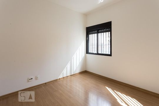 Apartamento de 4 quartos na Vila Uberabinha para compra, com churrasqueira no condomínio. — Quarto 2