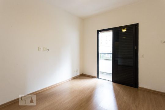 Apartamento de 4 quartos na Vila Uberabinha para compra, com churrasqueira no condomínio. — Suíte 2