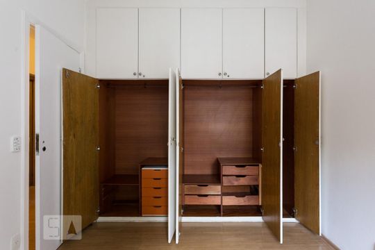 Apartamento de 4 quartos na Vila Uberabinha para compra, com churrasqueira no condomínio. — Quarto 2