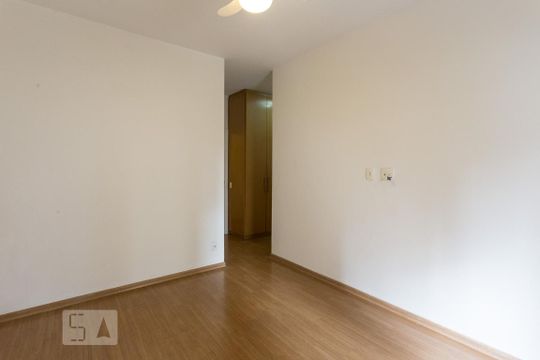 Apartamento de 4 quartos na Vila Uberabinha para compra, com churrasqueira no condomínio. — Suíte 2