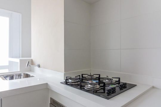 Apartamento à venda, com 141 m², 2 quartos e 2 vagas — Cozinha