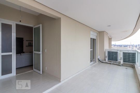 Apartamento à venda, com 141 m², 2 quartos e 2 vagas — Varanda