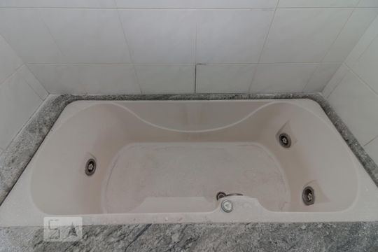 Apartamento à venda, com 350 m², 4 quartos e 4 vagas — Suíte 3