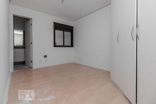 Apartamento à venda, com 350 m², 4 quartos e 4 vagas — Quarto suíte 2