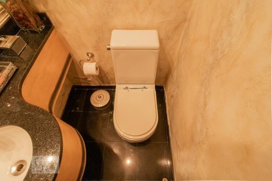 Apartamento à venda com 4 quartos, varanda, academia e churrasqueira. Animais de estimação são permitidos. — Lavabo Superior