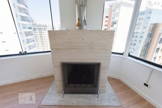 Compra apartamento no Itaim Bibi. 2 quartos, varanda, academia e piscina no condomínio. — foto 24