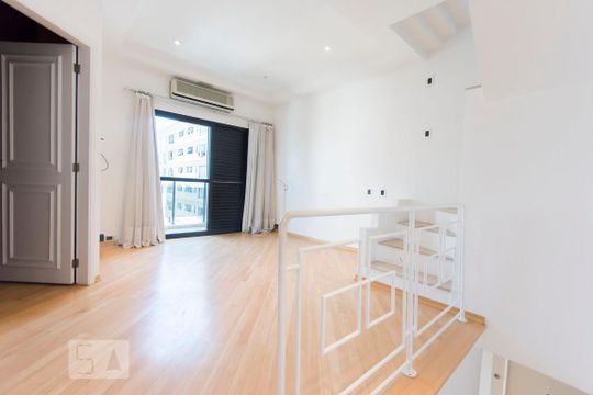 Compra apartamento no Itaim Bibi. 2 quartos, varanda, academia e piscina no condomínio. — foto 12
