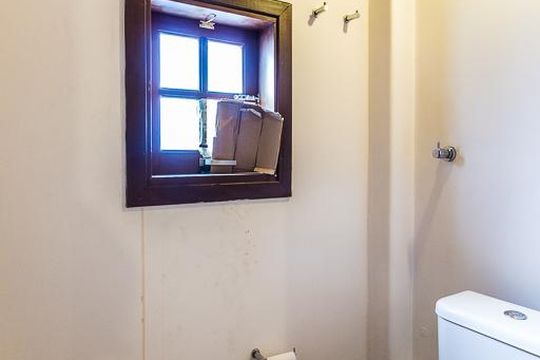 Casa em Perdizes, 3 quartos, 2 suítes, mobiliada. Oportunidades para comprar. — Banheiro 1