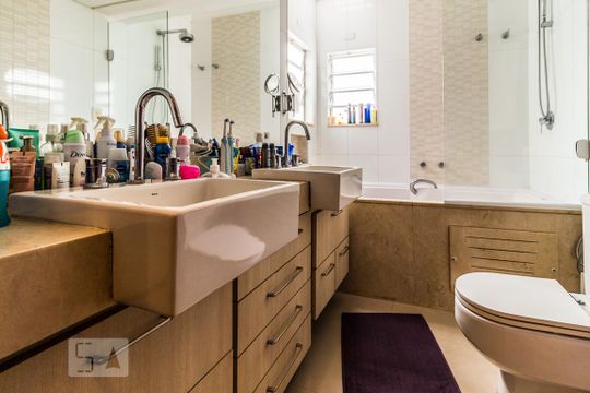 Casa em Perdizes, 3 quartos, 2 suítes, mobiliada. Oportunidades para comprar. — Suíte 2