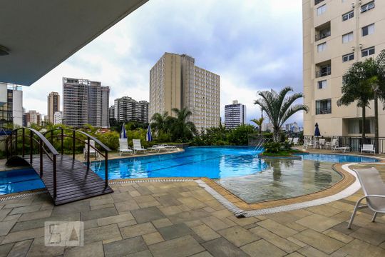 Venda de apartamento em Sumarezinho: 2 quartos, piscina e academia no condomínio. — Piscina