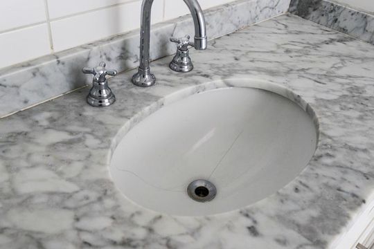 Venda de apartamento em Sumarezinho: 2 quartos, piscina e academia no condomínio. — Banheiro