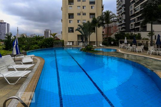 Venda de apartamento em Sumarezinho: 2 quartos, piscina e academia no condomínio. — Piscina