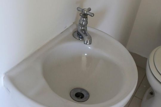 Venda de apartamento em Sumarezinho: 2 quartos, piscina e academia no condomínio. — Lavabo