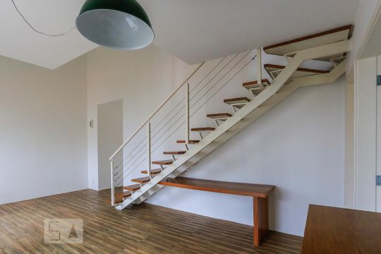 Venda de apartamento em Sumarezinho: 2 quartos, piscina e academia no condomínio. — Sala