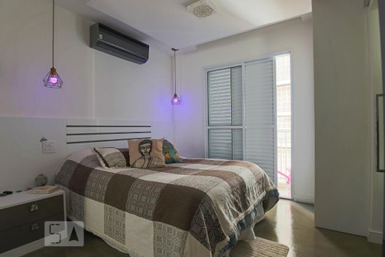Apartamento à venda na Bela Vista, mobiliado, com 2 quartos (1 suíte) e varanda. — Quarto 1
