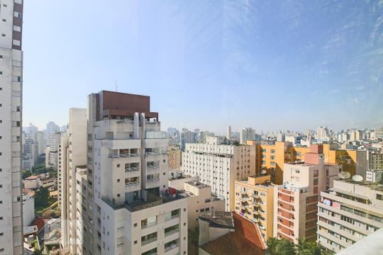 Apartamento à venda na Bela Vista, mobiliado, com 2 quartos (1 suíte) e varanda. — Vista