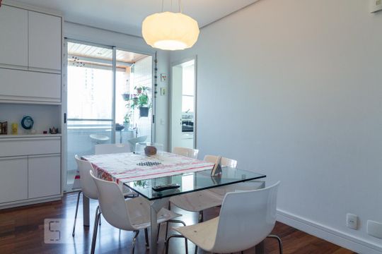 Para comprar um apartamento mobiliado com 3 quartos e varanda em Cidade Monções, venda com academia no condomínio. — Sala de Almoço
