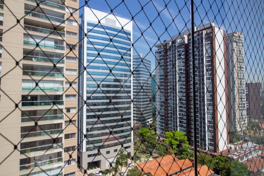 Para comprar um apartamento mobiliado com 3 quartos e varanda em Cidade Monções, venda com academia no condomínio. — Vista