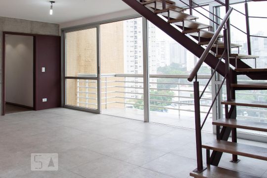 Apartamento à venda em Vila Mariana. Possui 4 quartos, quintal, closet e aceita pets. — foto 1