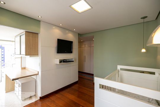Compra: apartamento na Vila Olímpia, 2 quartos, academia e quintal. — Suíte 2