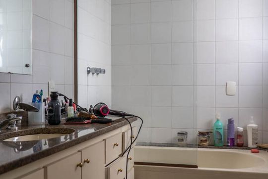 Apartamento para comprar no Jardim Paulista. Venda com 4 quartos, varanda e aceita pets. — foto 10