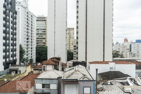 Apartamento para comprar no Jardim Paulista. Venda com 4 quartos, varanda e aceita pets. — foto 6